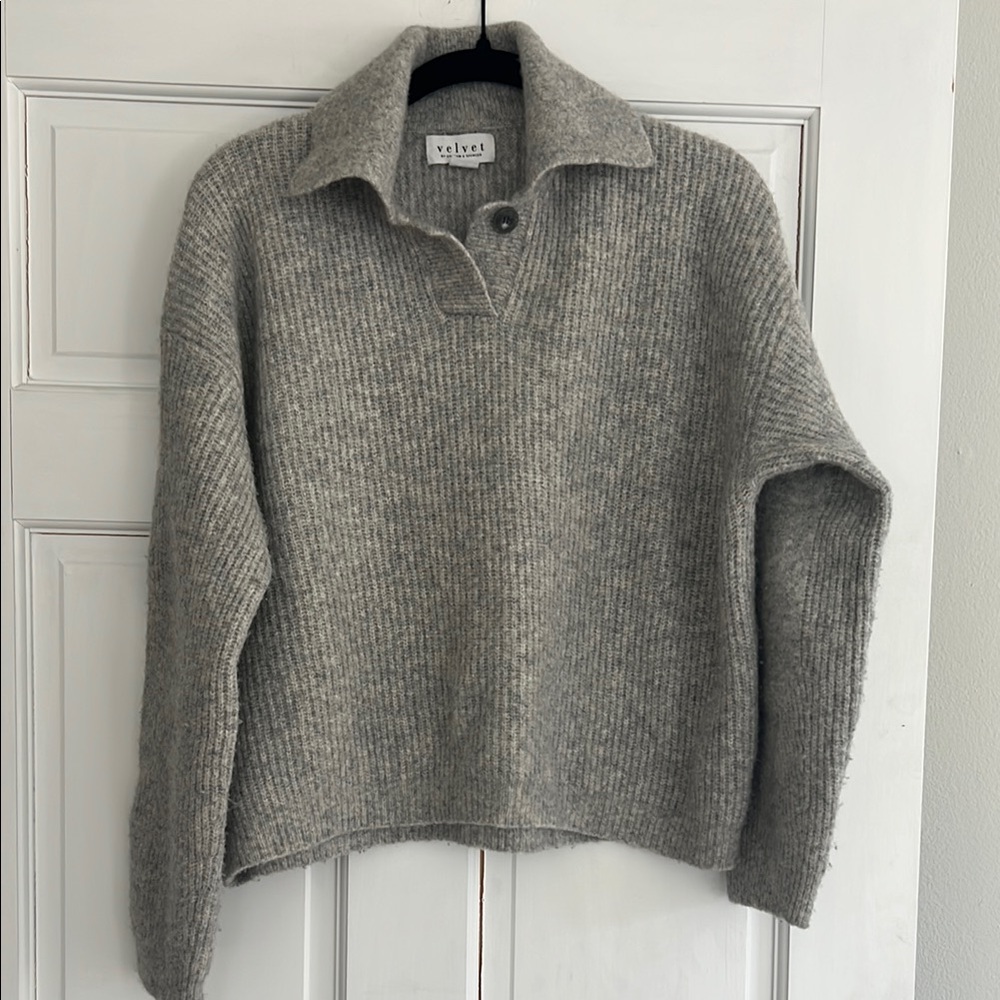 Velvet Women's Gray Sweater